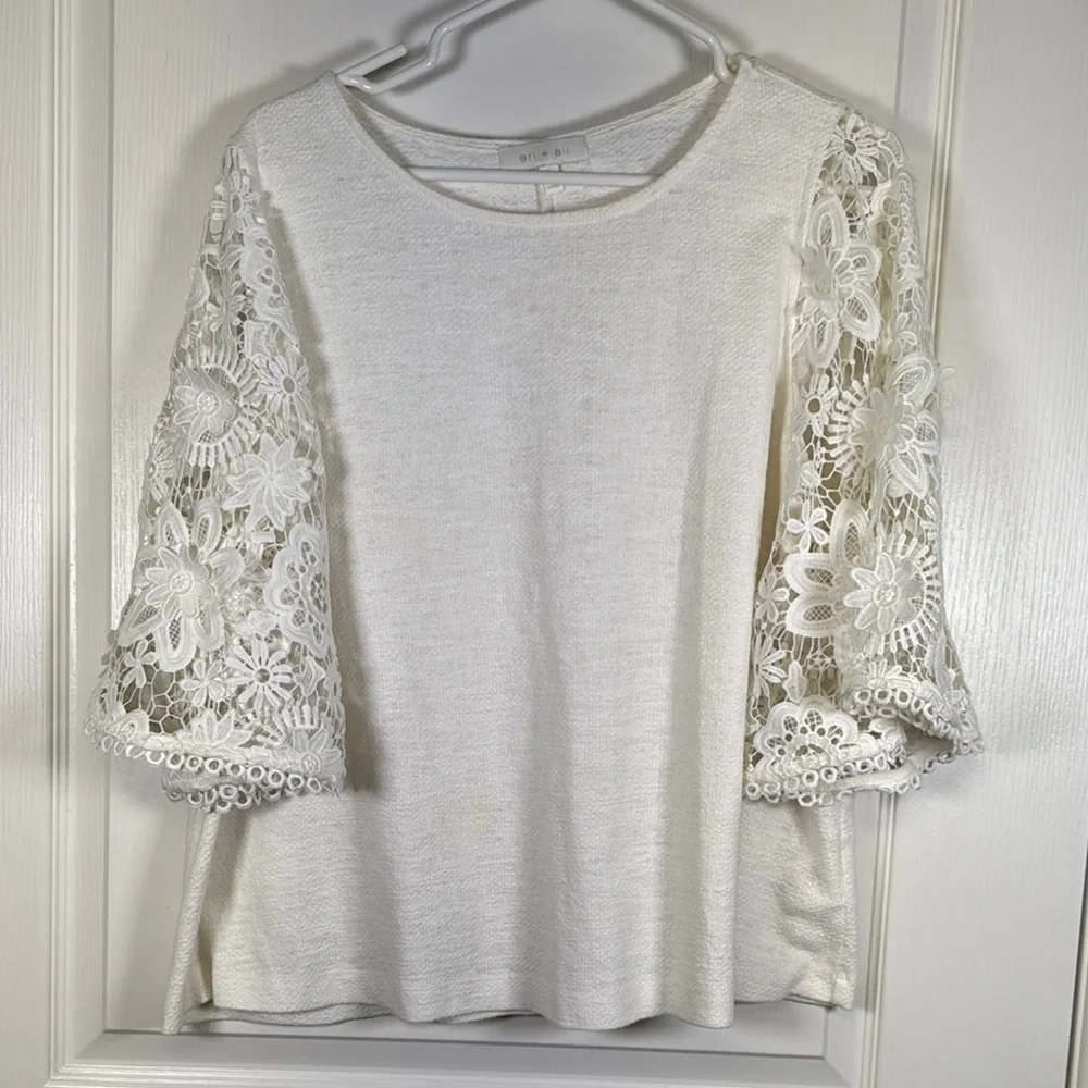 Anthropologie ERI + ALI Samara Lace Embroidered Bell Sleeves Blouse Ivory Large